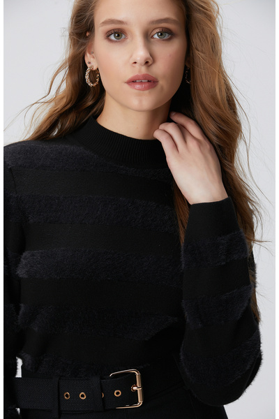 Network Siyah Çizgili Triko Kazak