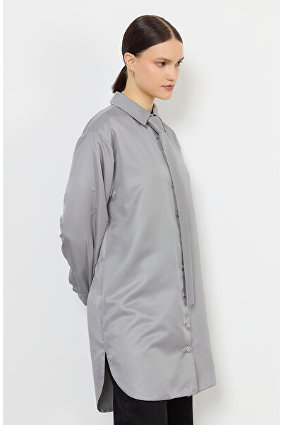 Fatma Atasoy Kravatlı Gri Gömlek