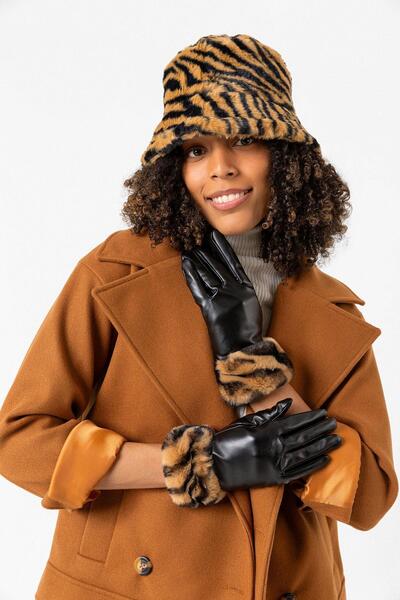 FELLMENS Black Zebra Detailed Leather Women's Gloves