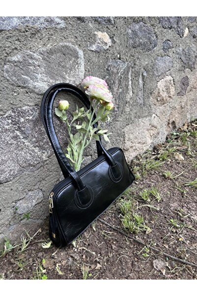 B&S Bag Kadın Siyah Parlak Deri Görünümlü Kol Çantası