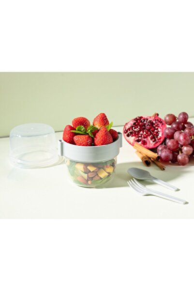 Madame Coco Belfort Snack Container