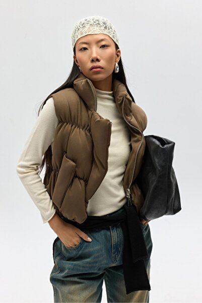 MAI STUDIOS CO. Laila Şişme Haki Yelek