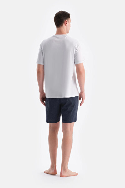 Eros Комплект от къса ръкавна тениска в ледено синьо с шест мотива и къси панталони