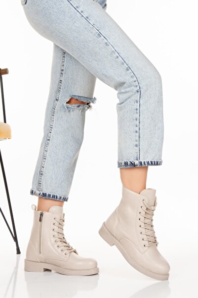By Ramon Caliente Női csizma Bézs cipzáras fűzős, csúszásmentes talpú csizma