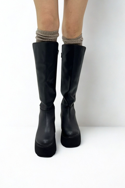 inizio Women's Black Stretch Boots E1320