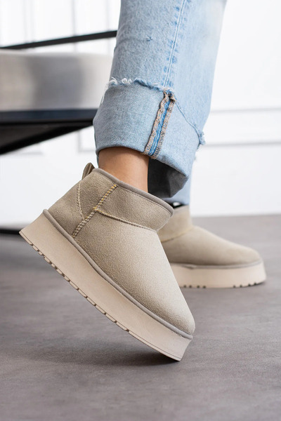 akix Suede Fur Lined Thick Sole Short Ankle Women's Boots & Booties