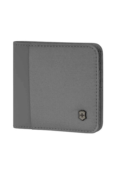 Victorinox Travel Essential Bifold Wallet