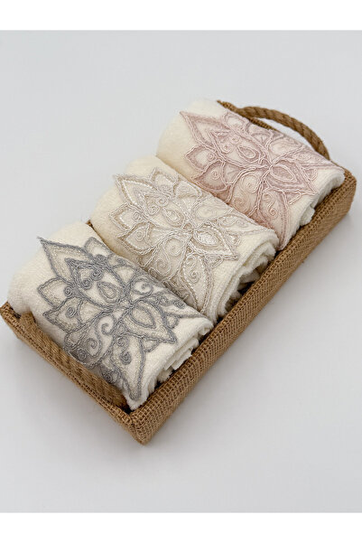 AYHANHOME Hasır Sepette Güpürlü 3'lü Çeyizlik Hediyelik 30x50 Mutfak Havlu Seti