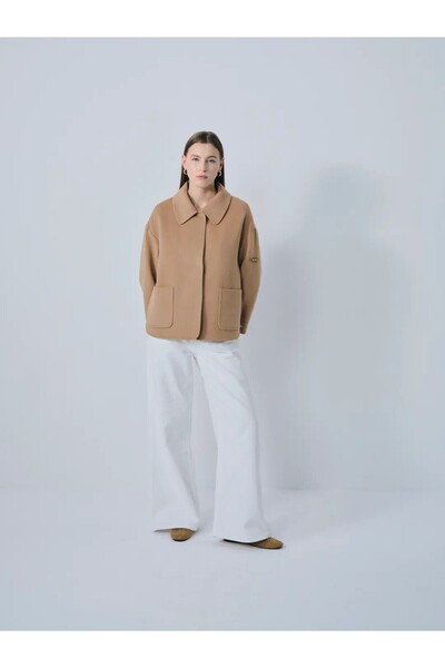 IDA Collection Baby Collar Cashmere Short Coat Camel