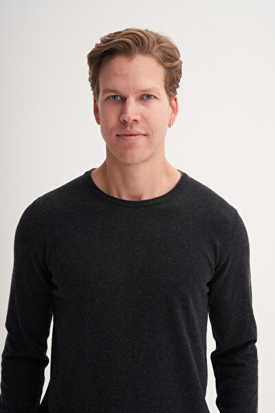 Cazador Premium Slim Fit Viscose Blend Polo Neck Sweater