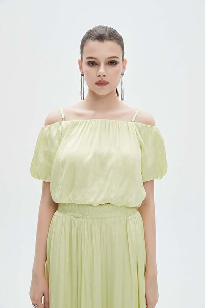 mica Women's Plain Off-Shoulder Blouse with Short Sleeves