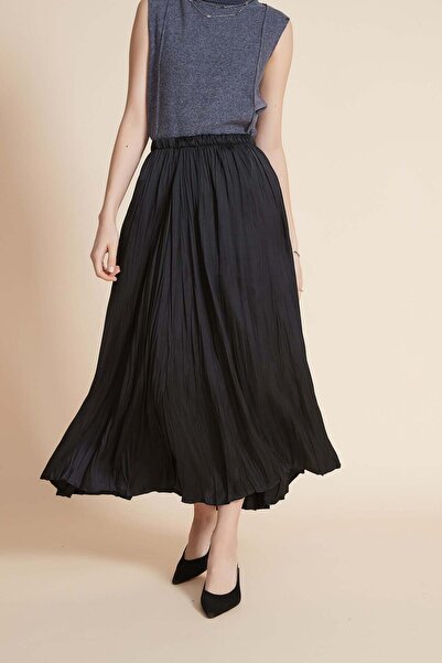 Yola Solid Ruffled Maxi Skirt