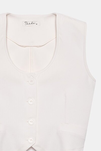 Saade Екру дамска жилетка с джобове и детайли по ръбовете, с U-образно деколте и копчета, без подплата