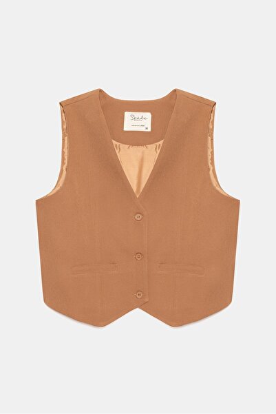 Saade Camel Pocket Detailed 3 Button Closure Lined Vest