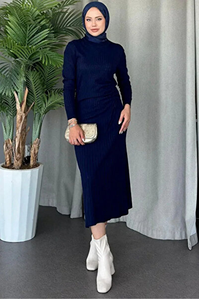 Tesettür Diyarı Πλεκτό Φόρεμα Τεσεττούρ με Κορδόνια στο Πλάι - Μπλε Σκούρο