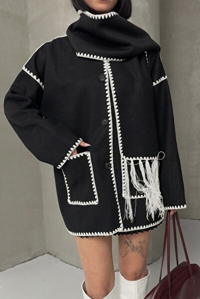 ALFUDO Moda Collection سترة تريكو ناعمة مع تفاصيل مطرزة باللون الأسود