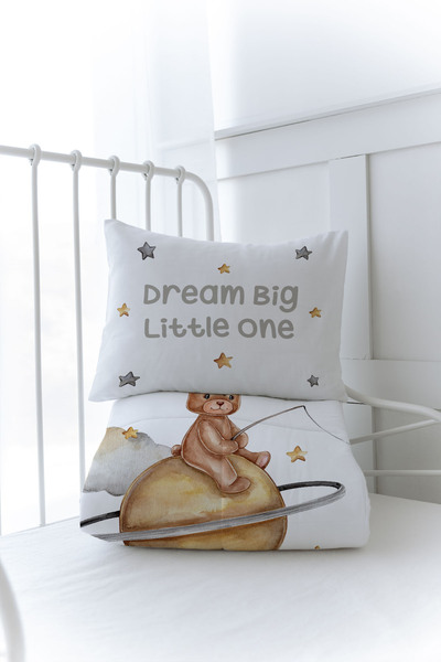 Tuğba Kuğu Organic Printed Montessori Quilt Set - Pure Baby Series - Bear Holding a Star