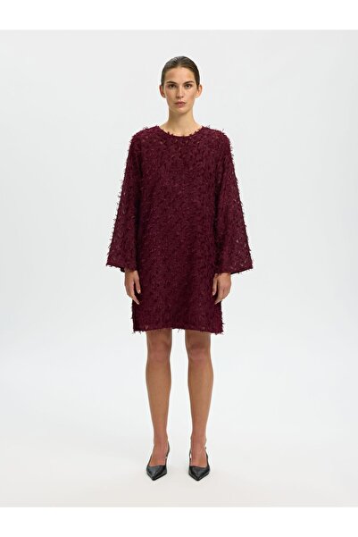 Selected Femme Kleid in Knielänge Langärmeliges