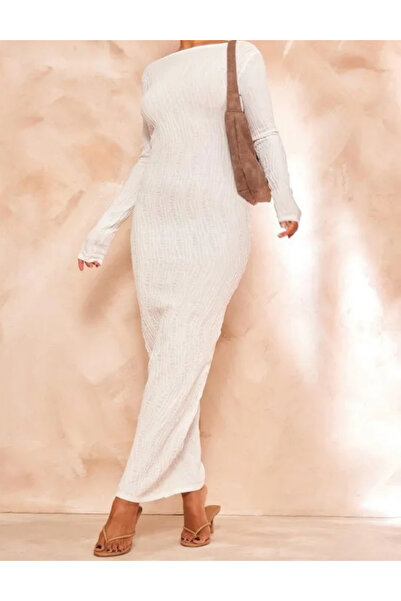 Pretty Little Thing Rochie maxi PRETTYLITTLETHING, alb