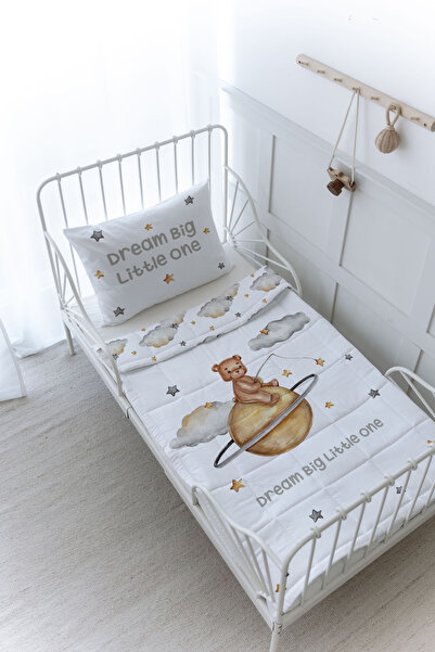 Tuğba Kuğu Organic Printed Montessori Quilt Set - Pure Baby Series - Bear Holding a Star