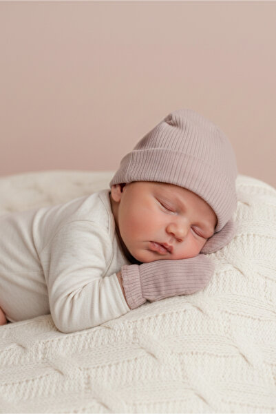 YHH Kids طقم قبعة وقفازات لحديثي الولادة - قطن 100% ممشط فائق النعومة خفيف الوزن مضاد للتعرق، مناسب للأطفال من عمر 0-6 أشهر للجنسين