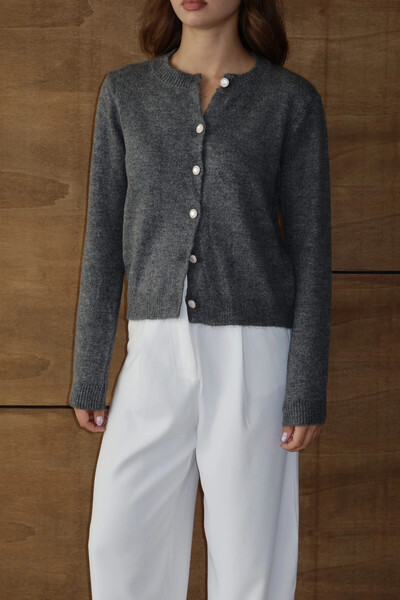 Park Karon Women's Anthracite Pearl Button Detailed Soft Textured Crew Neck Knitwear Cardigan