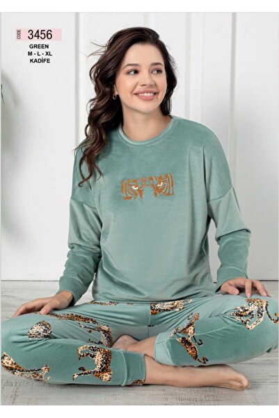 Nisa Women's Soft Velvet Fabric Winter Pajama Set with Tiger Pattern