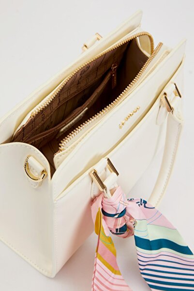 Levidor Beyaz Fular Askı Süslü Omuz Çantası