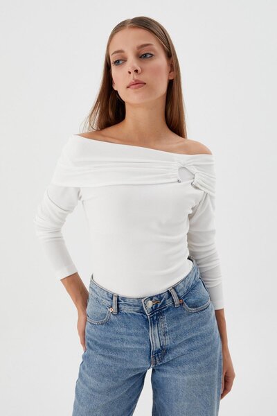 Shopping Shop Madonna Collar Blouse Ekru