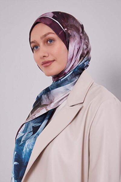 Levidor Cherry Mixed Leaf Pattern Indian Silk Shawl