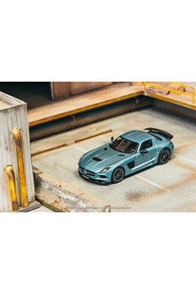 Tarmac Works 1/64 Mercedes-Benz SLS AMG Coupé Black Series Matte Blue - GLOBAL64