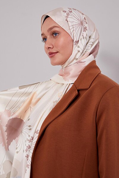 Levidor Cream Floral Pattern Twill Shawl