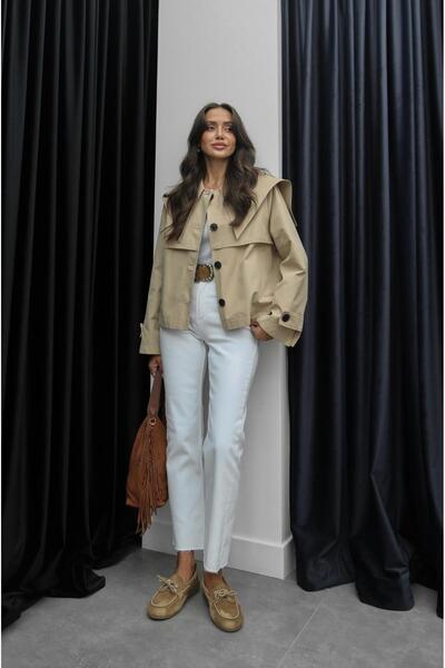 Havoş Bej Geniş Yaka Kısa Trençkot