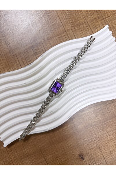 LOOQ Retro Design Vintage Minimalist Women's Wristwatch