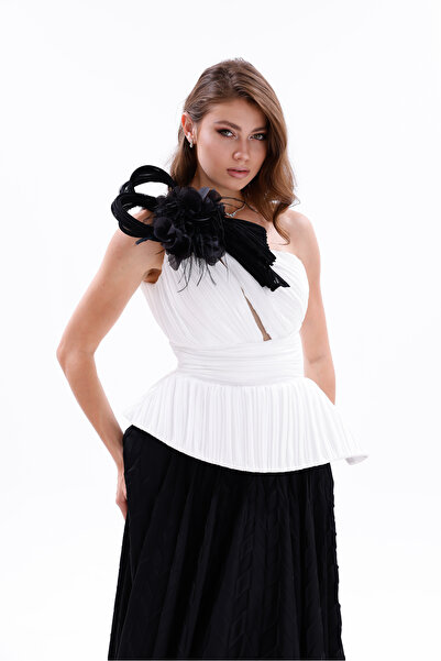 BDM Exclusive Tek Omuz Piliseli Peplum Çiçek Aplikeli Uzun Saten Abiye Elbise