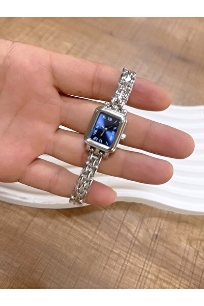 LOOQ Retro Design Vintage Minimalist Women's Wristwatch