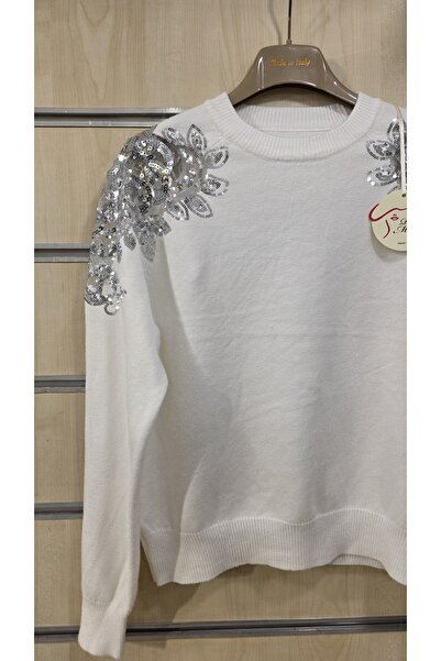 Park Moda Sweater with Sequin Embroidery on the Shoulders