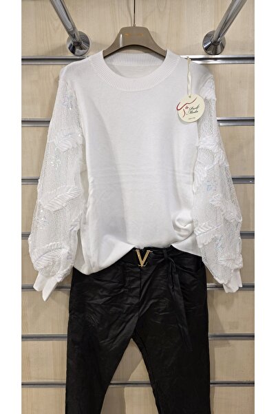 Park Moda Πλεκτό πουλόβερ με λεπτομέρειες από δαντέλα και πούλιες στα μανίκια