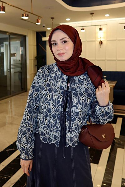 Levidor Bordo Benek Desen Monogram İpek Eşarp