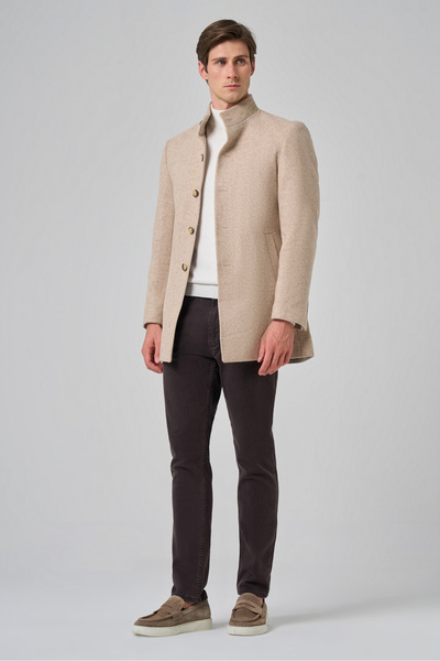 Morven Ανδρικό μπεζ μάλλινο παλτό Dynamic Fit με γιακά δικαστή