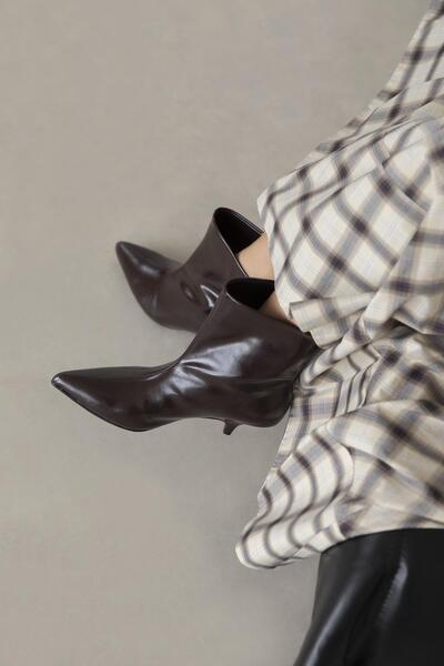 STRASWANS Γυναικείες μπότες Bella με τσαλακωμένο δέρμα με τακούνι Pino καφέ