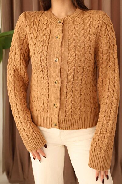 winter club Swc Women's Hair Braid Detailed Buttoned Cardigan
