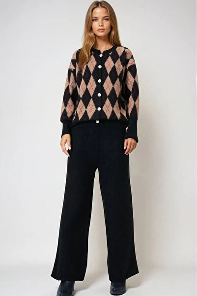 Cemre Life Women's Embroidered Diamond Pattern Knitwear Set