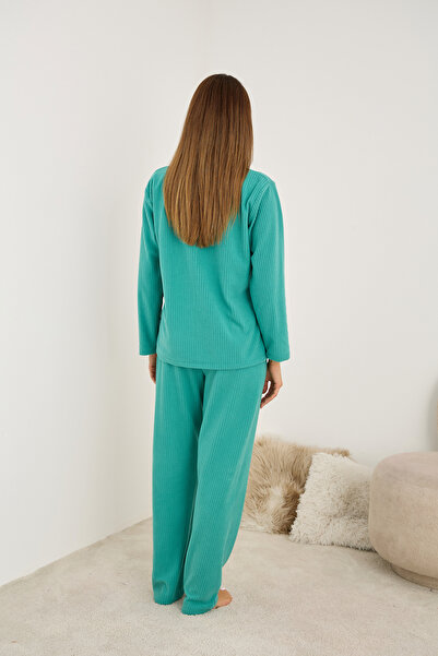 Siyah İnci Turquoise Deer Embroidered Fleece Winter Waffle Knitted Fabric Pajama Set