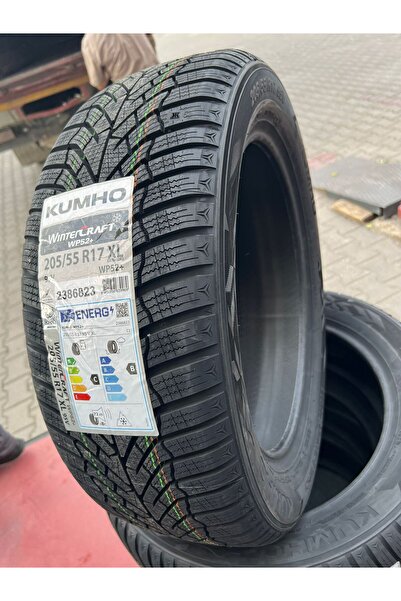 Kumho 205/55R17 WP52 95V KIŞLIK LASTİK 2025 TARİHLİ