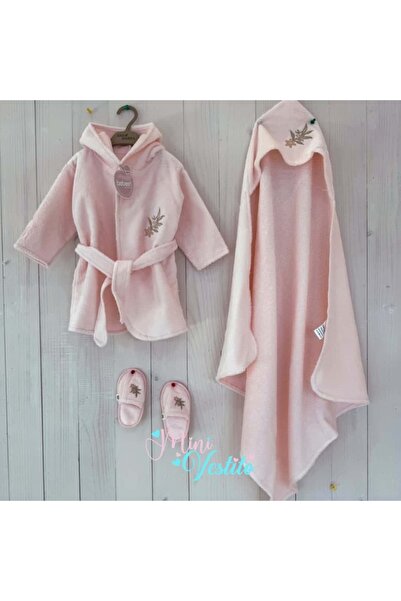 MiniVestito “Soft Touch Bebek Bornoz Takımı – 0/1 Yaş” 🛁✨