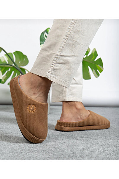 Hızlı Al Men's Winter House Slippers. Embroidered Velvet Pattern Comfortable Soft Sole Fur Lined Men's Guest Slippers.