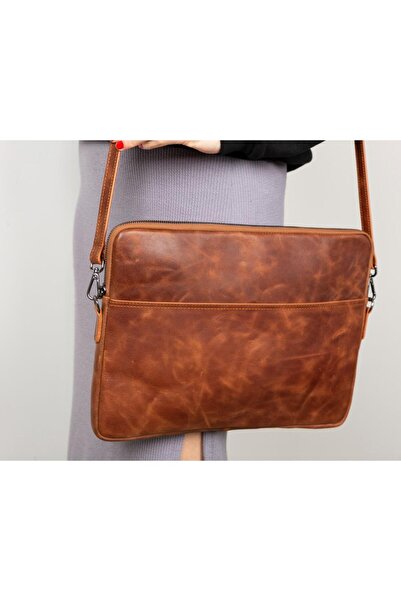 BloominBag Bloomsleeve Leeds 16” Cognac Brown Genuine Leather Laptop & Tablet Sleeve