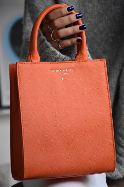 NK حقيبة كروس نسائية مستطيلة الشكل باللون البرتقالي من لورا آشلي