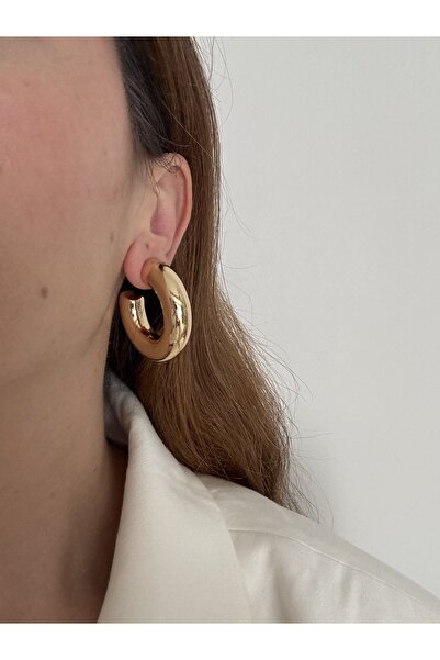 Petra Jeweils Thick Gold Hoop Earrings